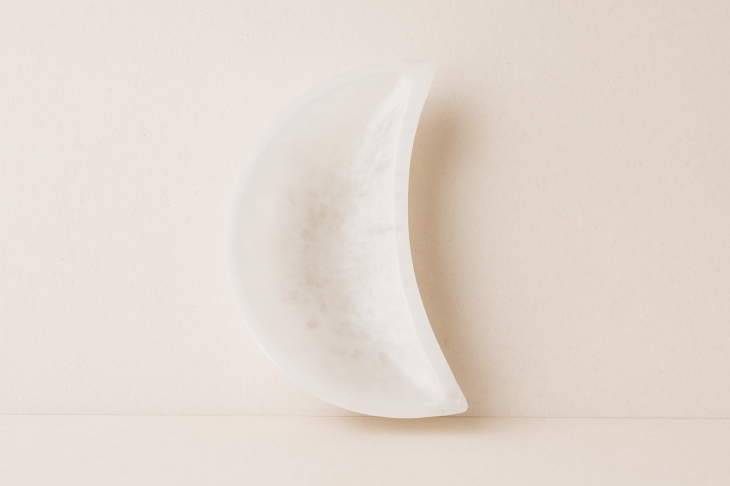 Bol en Sélénite A+ Lune (10 cm)
