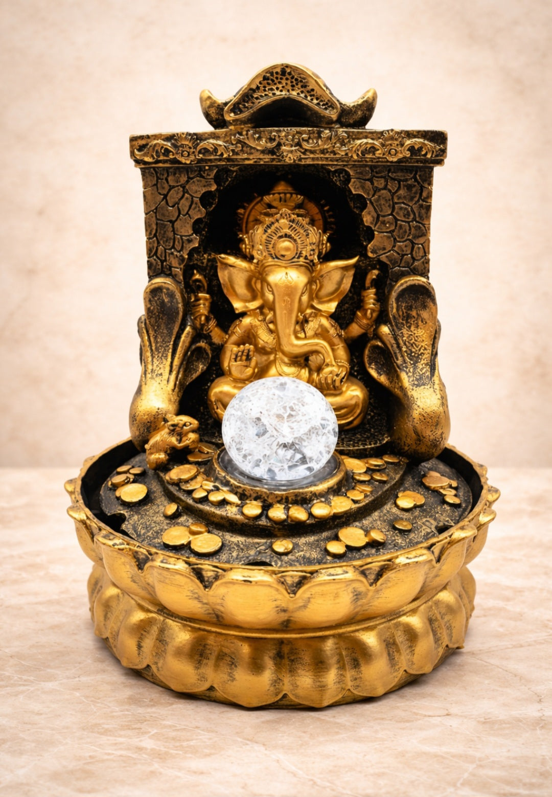 Fontaine Ganesh Doré sur Autel – 29 cm