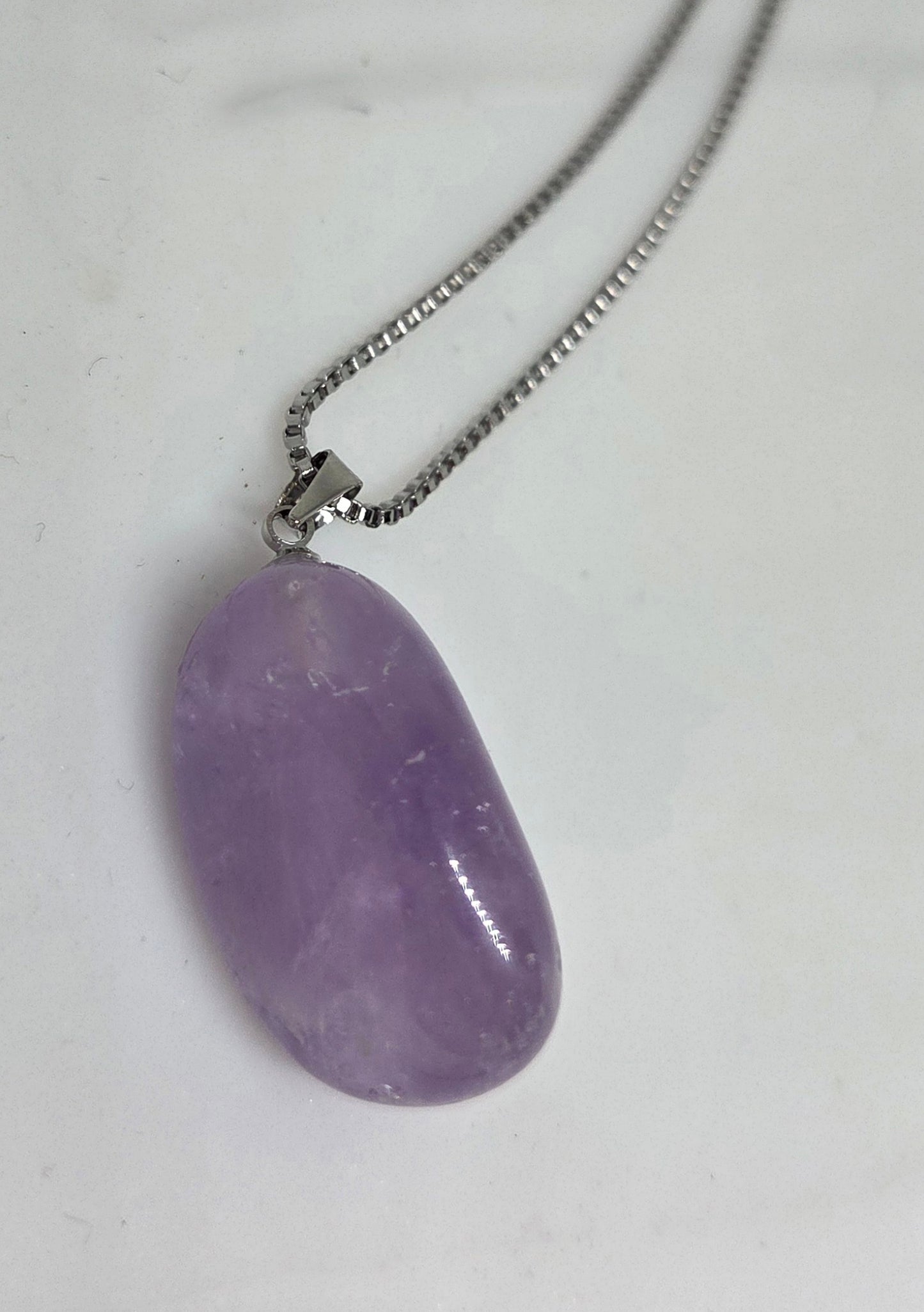 Pendentif en Améthyste Claire – Sérénité & Équilibre Intérieur