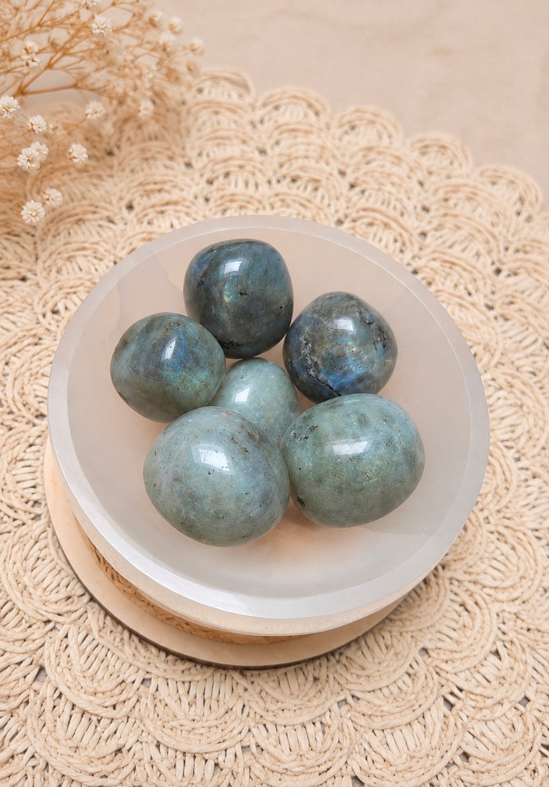 Labradorite – Protection & intuition