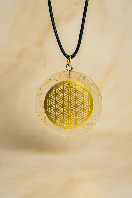 Pendentif Orgonite en Sélénite – Fleur de Vie