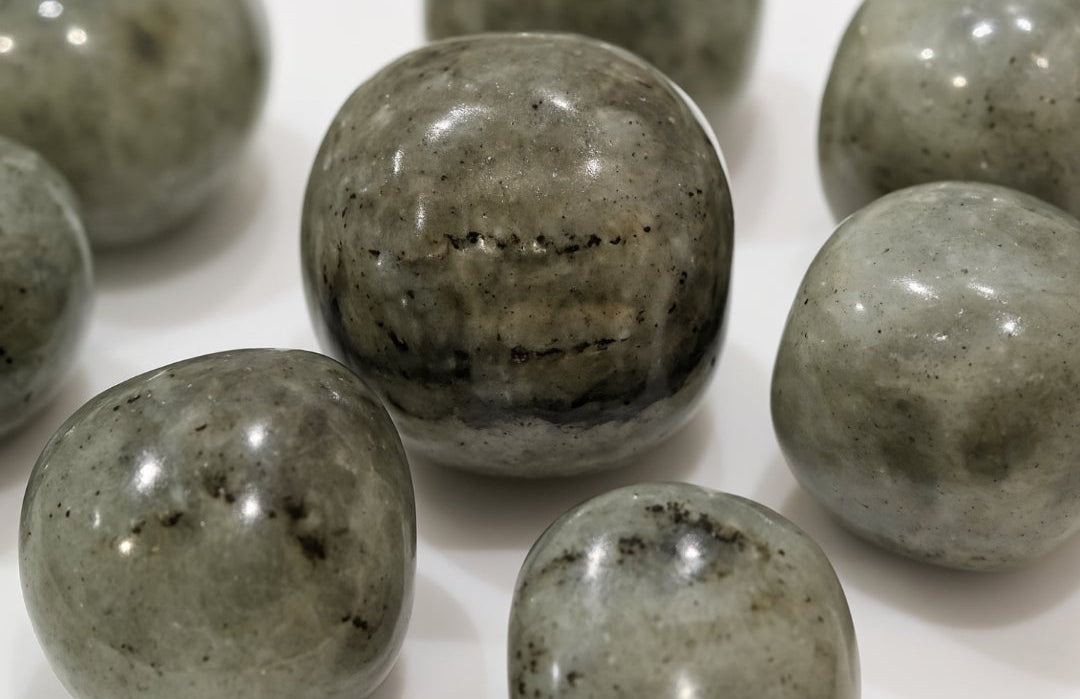 Pierre Roulée Labradorite (20 à 30 mm)