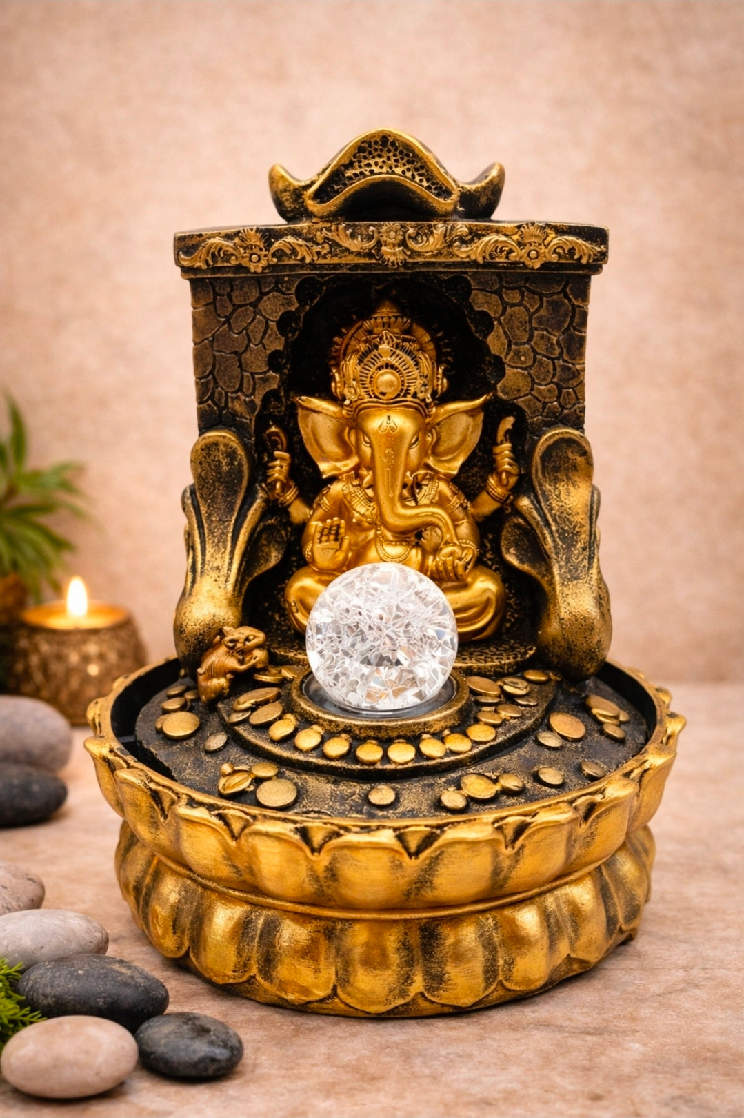 Fontaine Ganesh Doré sur Autel – 29 cm
